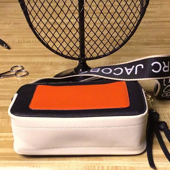 Marc Jacobs Snapshot Bag - Picture 6 of 10